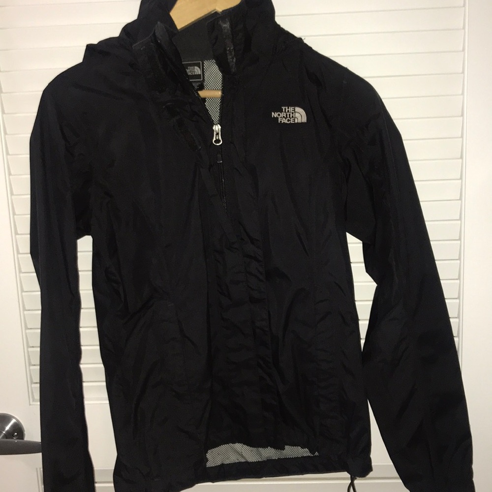 Black north face windbreaker Size Small